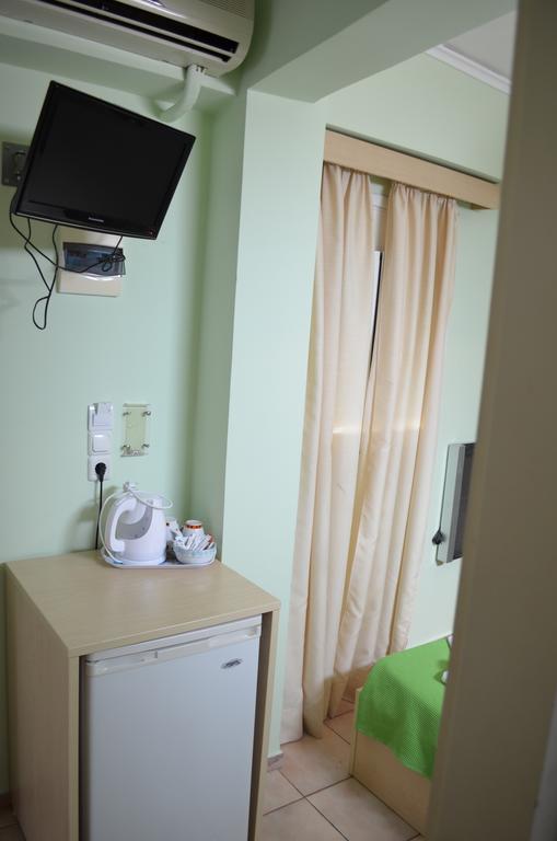 Fontana Rooms Мітіліні Номер фото