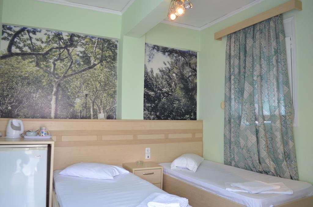 Fontana Rooms Мітіліні Номер фото