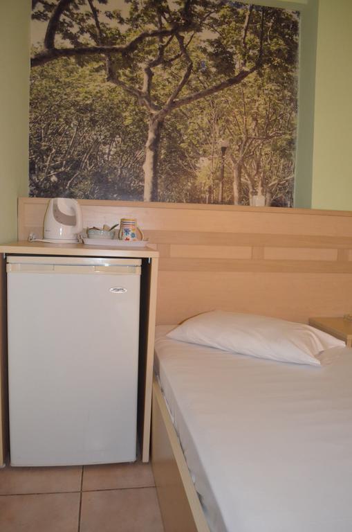 Fontana Rooms Мітіліні Номер фото